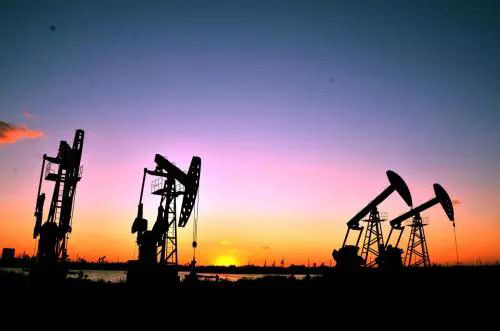 油田開采應用場景圖 油田開采應用場景圖